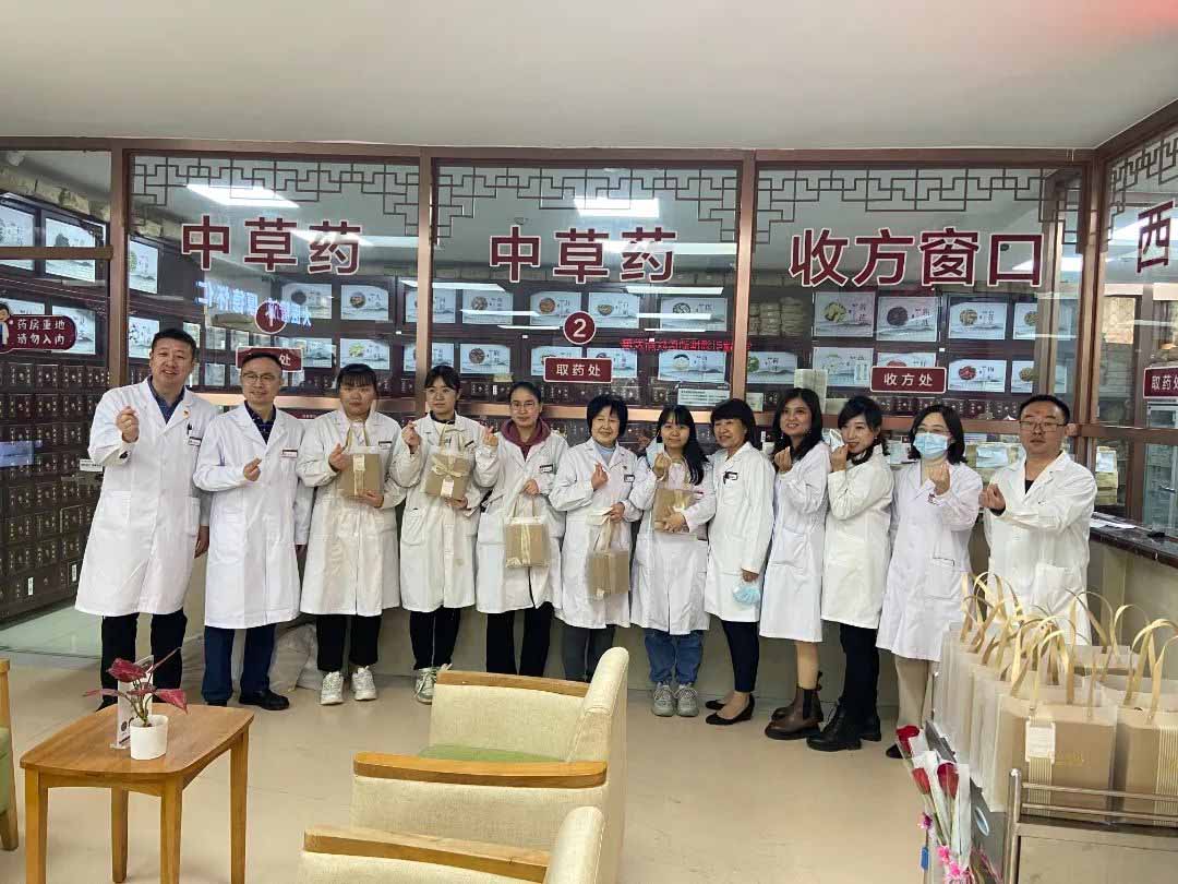 激扬巾帼之志 筑梦美丽家园丨美丽“三八节”医患关爱在行动