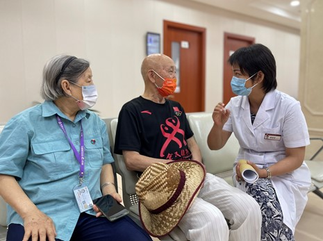 主题党日活动|父亲节关爱男性健康爱心义诊