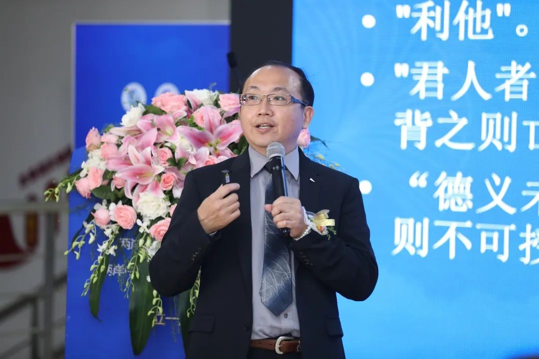 春华秋实满庭芳，“两个中心”一周年庆典活动在京举行