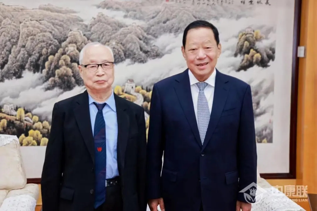 赵忠印教授出席“体控管理全民健康行动”学术交流会