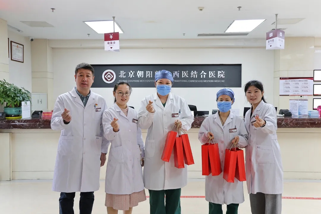 致敬巾帼力量，绽放医者芳华丨我院举办“三八妇女节”主题庆祝活动