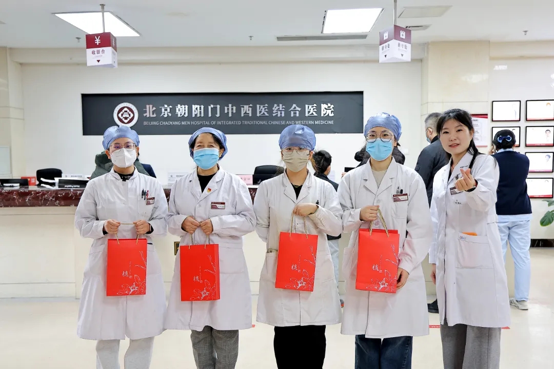 致敬巾帼力量，绽放医者芳华丨我院举办“三八妇女节”主题庆祝活动