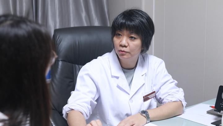 专访精神科李丽单：运用中西结合策略，破解春季抑郁高发难题