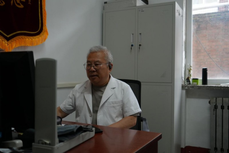 跳出单一治疗误区，精神科张海中西结合诊疗守护国民心理健康