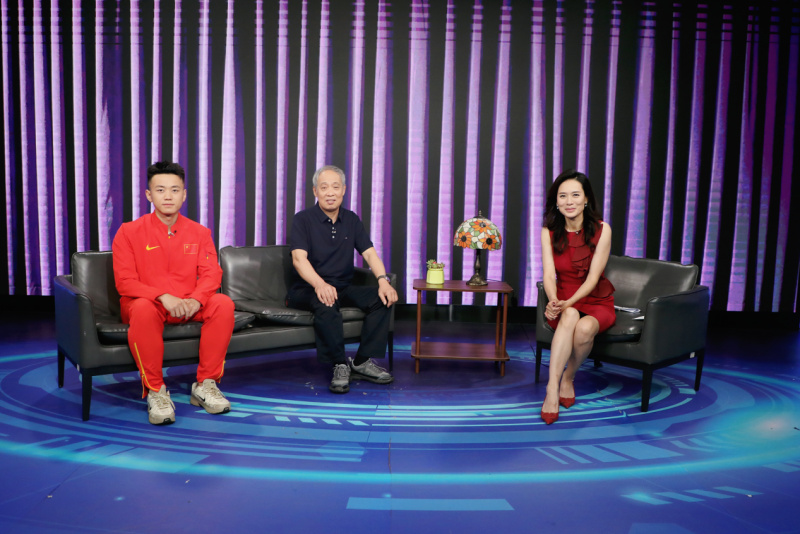 原央视主持李雨霏对话精神专家杜万君： 中西医结合摆脱情绪困境，构建身心同治新范式