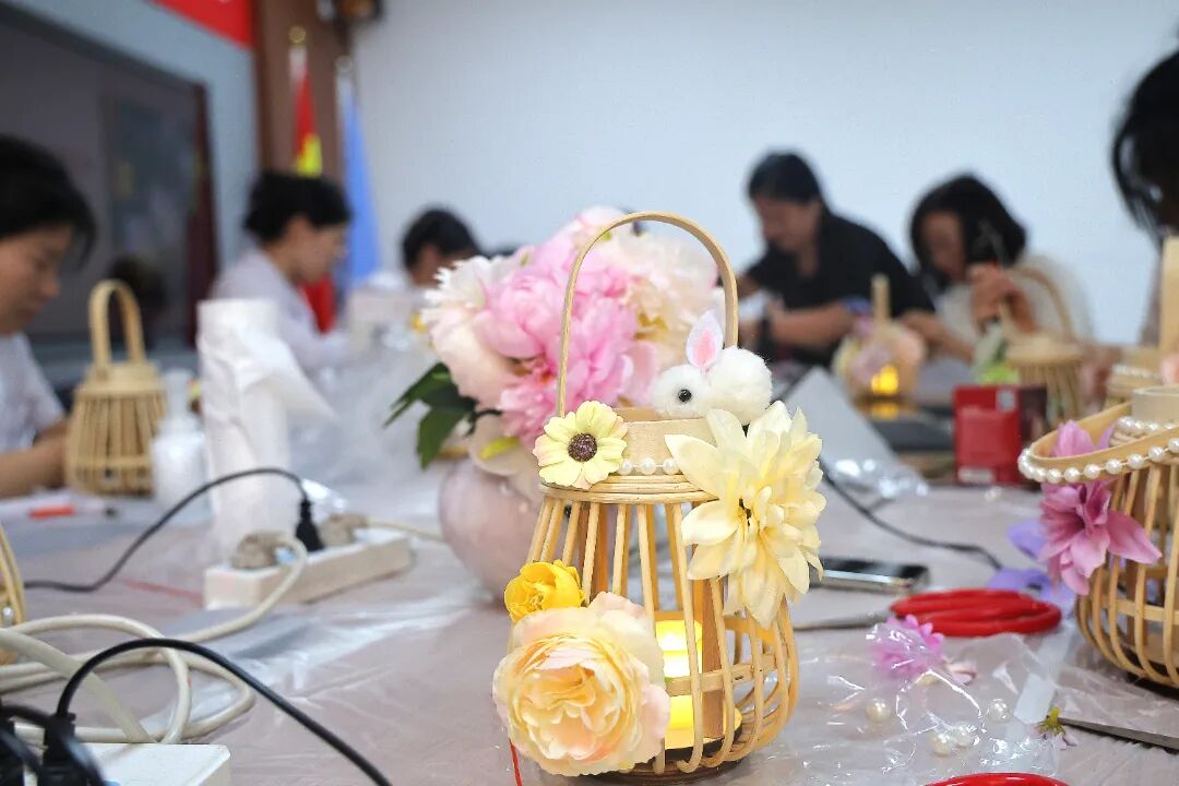 金秋联建话初心 竹影兔灯寄温情丨北京朝阳门中西医结合医院党支部与浦发银行东长安街支行党支部开展主题党